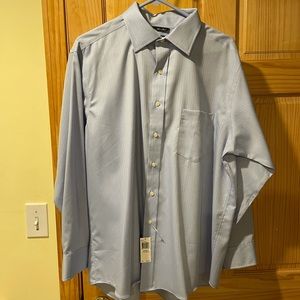 New CHAPS Dress Shirt